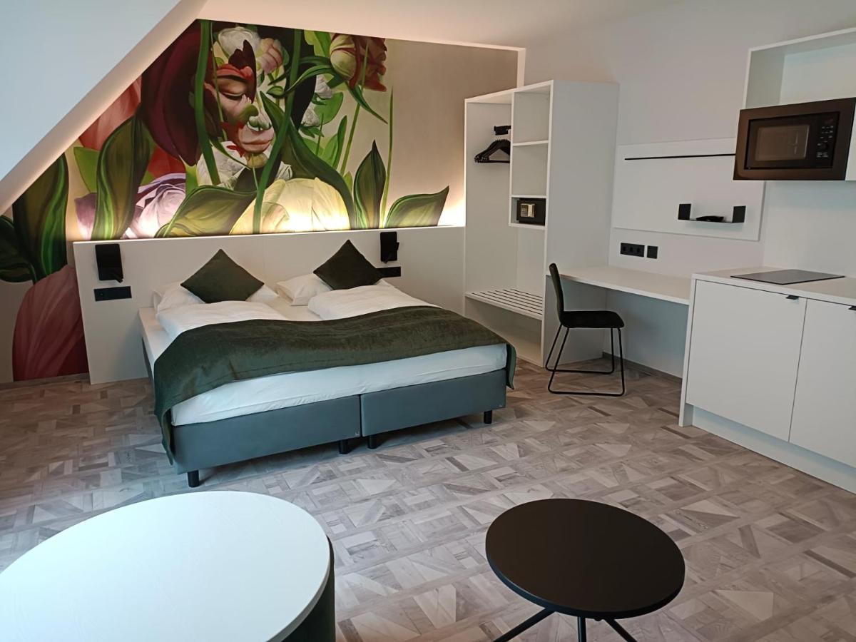 Art-Inn Design Self-Check-In-Hotel Linz Bagian luar foto