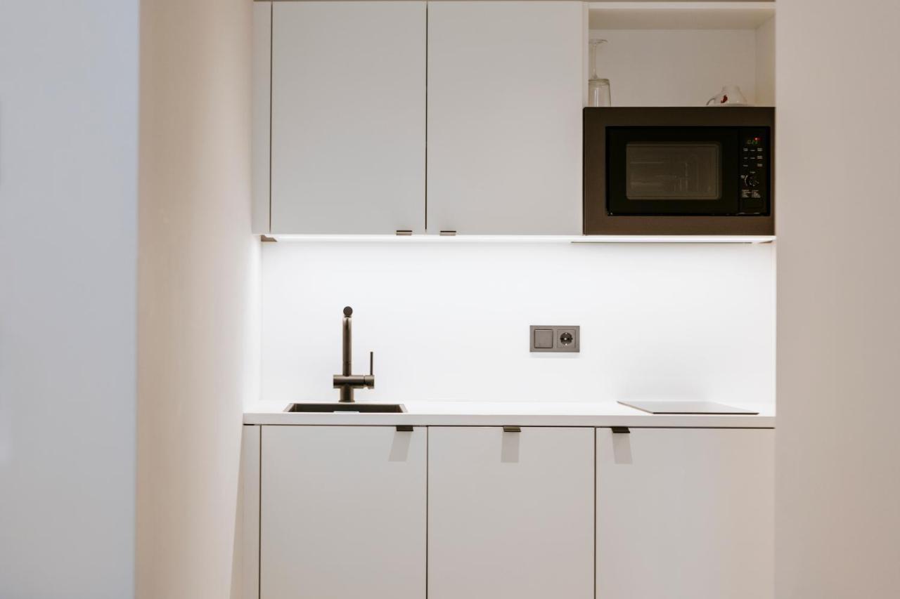 Art-Inn Design Self-Check-In-Hotel Linz Bagian luar foto